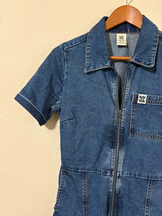 Lucy & Yak Ragan Blue Cotton Denim Short-Sleeve Wide-Leg Zip Up Jumpsuit Side 4 - Picture 4 of 16